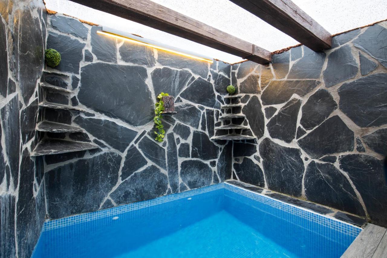 El Eden De Javier Guest House Robledillo Ngoại thất bức ảnh