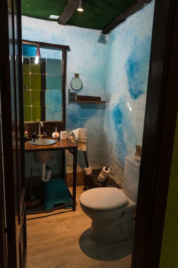 El Eden De Javier Guest House Robledillo Ngoại thất bức ảnh